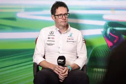 Mercedes n'est pas satisfait : "Aucun des deux pilotes n'a fait un bon tour