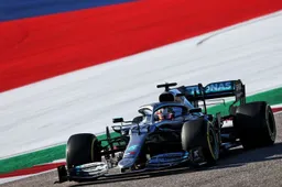 Even napraten met Tim Coronel: “Hamilton is gewoon belachelijk sterk”