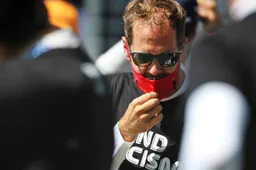 Vettel ziet stoeltje bij Red Bull wel zitten: 'Ben ik niet vies van'