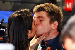 Oe la la! Hamilton en Kelly Piquet in Parijs voor Fashion Week!