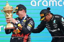 Hamilton prijst Verstappen: ‘Verricht buitengewoon werk bij Red Bull'