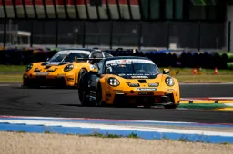 Mist op Nürburgring gooit roet in het eten voor marathonman Ten Voorde