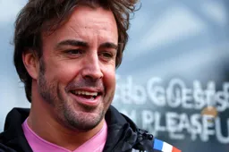 Alonso ainda acha a F1 muito chata: "É tudo sobre a Red Bull e a Ferrari".