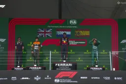 Verstappen ook niet geliefd in Brazilië: weer boegeroep voor Max