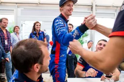 Hartley raakte geëmotioneerd tijdens kwalificatie: ''Het zat eindelijk mee''