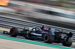 ¿Por qué Toto Wolff sigue exhibiendo el coche de Abu Dhabi '21?