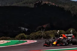 Uitslag VT2 in Portugal: Verstappen tweede na problemen, Hamilton snelste