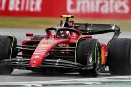 Verstappen start vanaf P2 op Silverstone, Sainz begint vooraan