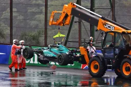 Aston Martin komt met update over auto's Stroll en Alonso