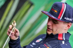 Ook Ricciardo en Bottas geven mening over rijstijl Verstappen