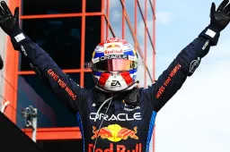 Verstappen weer in de simulator aan vooravond van GP-weekend Spanje