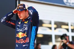 Verstappen attaccato dalle McLaren: "Hanno reso tutto molto difficile".