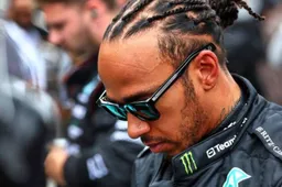 How many pole positions has Lewis Hamilton achieved in Formula 1?