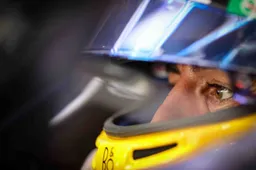 Alonso probeerde ooit MotoGP: "Het was heel beangstigend"
