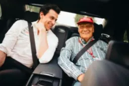 Bernie Ecclestone says Niki Lauda will be back with Mercedes in Abu Dhabi!