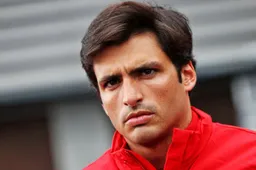 Sainz visibly affected by seeing live footage of Norris crash