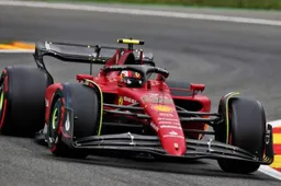 Carlos Sainz fastest in FP1