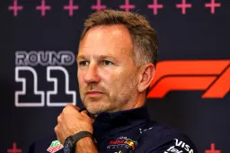 Horner bites back after question on Jos Verstappen: 'Focus is on Max'