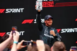 Risultati completi Sprint Race Cina: Verstappen vince in rimonta