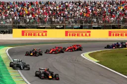 De zondag in Brazilië: Verstappen de beste te midden van foutenfestijn