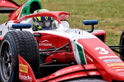 Trouble for British driver Bearman after F2 sprint collision