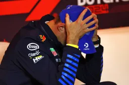 Albers in shock door set-up van auto Verstappen: 'Slechtste weekend ooit'