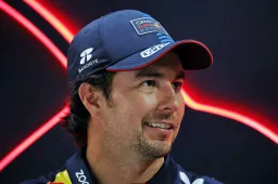 Perez s'en prend à Verstappen : "Peut-être qu'il n'est pas concentré"