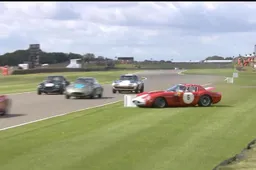 Video: Peperdure Ferrari 250 GTO crasht tijdens Goodwood Festival