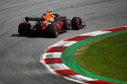 RB16 van Albon krijgt nieuw motoronderdeel van Honda; geen gridstraf