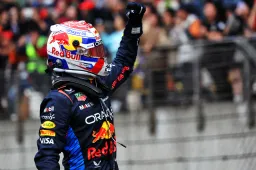 Entonces, ¿Max Verstappen se queda definitivamente en Red Bull? ¡No dice eso en absoluto!