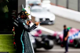 Verstappen blijft tweede in Power Rankings, Ricciardo krijgt perfecte score