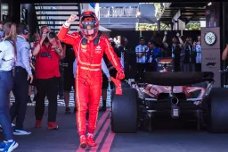 Briatore le recuerda a Doohan que es la 2da opción después de Sainz