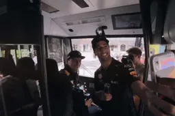 Verstappen en Ricciardo besturen de tram in Oostenrijk!