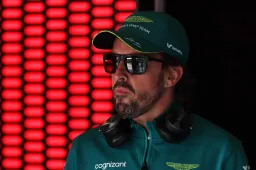 Alonso kritisiert das neue Reglement scharf: 'Spielerei für die Fans'