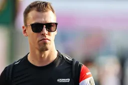 Kvyat continua a ver o retorno à Fórmula 1 como uma possibilidade