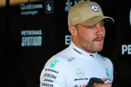 Watch: Bottas applies the power and spins around in FP2