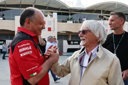 Ecclestone responde al rumor: "Me sorprendería que dejara Mercedes"