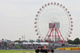 Lewis Hamilton qualifies on pole for the Japanese Grand Prix!