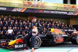 Verstappen is Mercedes de baas in eerste vrije training