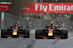 Wedstrijdleiding onderzoekt crash tussen Verstappen en Ricciardo