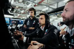 Geïrriteerde Toto Wolff: "We leken net een Formule 3-bolide"