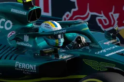 Vettel won't follow Hulkenberg and Rosberg: "No, no"