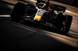 Uitslag Grand Prix Mexico | Verstappen wint, Norris en Ricciardo imponeren