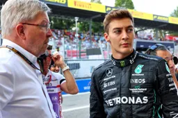 Russell: 'Denk dat we met Leclerc kunnen vechten, maar niet met Verstappen'