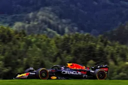 Volledige uitslag VT2 Oostenrijk: Verstappen op P3 achter Sainz en Leclerc