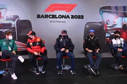 Teams houden crisisvergadering rondom GP Rusland: 'F1 niet belangrijkste'