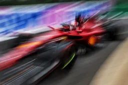 Leclerc veroorzaakt code rood na flinke schuiver in laatste oefensessie