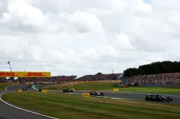 F1 Live | Norris continues to be fastest in FP2