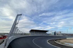 De verhoogde bochten op Circuit Zandvoort zijn klaar voor de Grand Prix