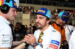 WATCH: Alonso's Bahrain car swap